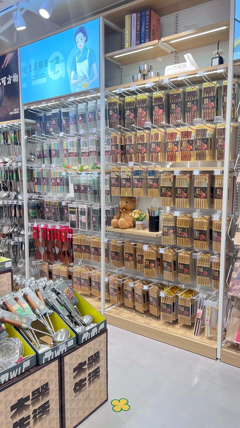 天津百货店的变迁与发展